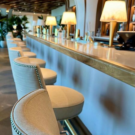 Wave Resort Long Branch Bagian luar foto