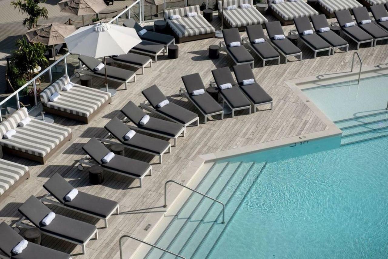 Wave Resort Long Branch Bagian luar foto